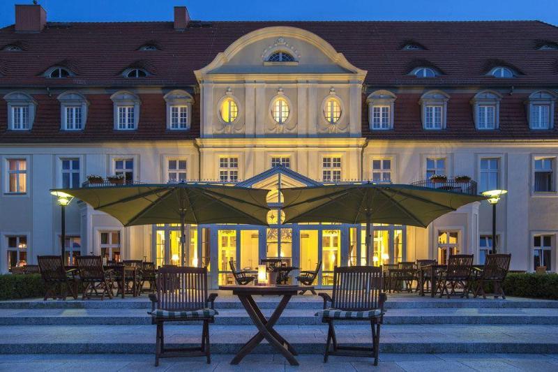 酒店 Schloss Fleesensee