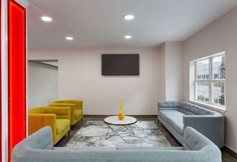 בית מלון כפרי Super 8 By Wyndham San Antonio Airport North