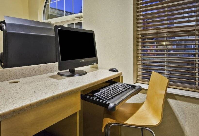 酒店 Towneplace Suites By Marriott Detroit Livonia