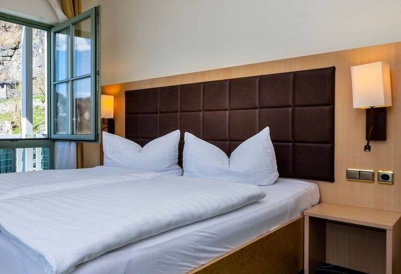 Steiger Hotel Elbschlösschen Rathen