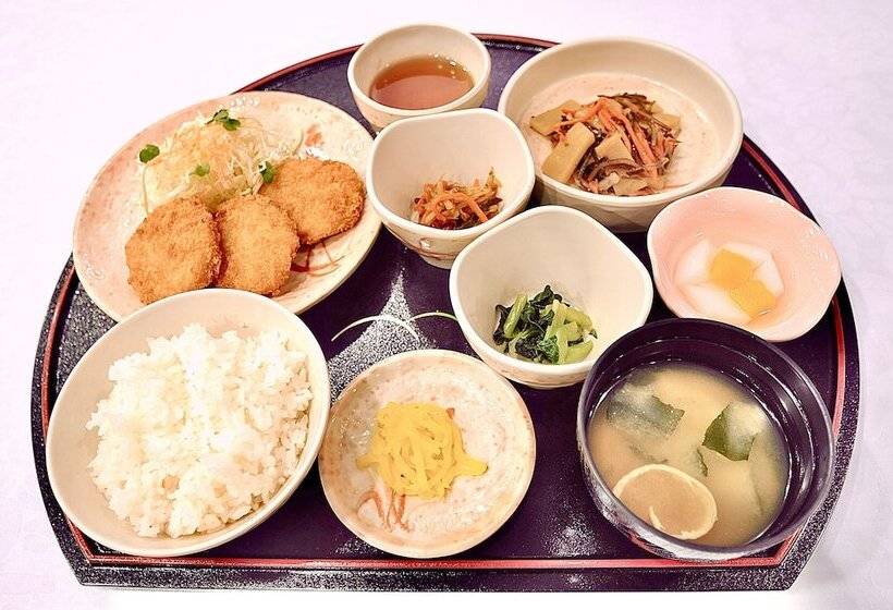 فندق Yonago Universal