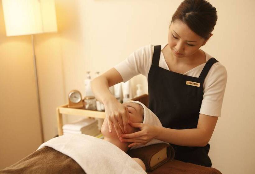 هتل Yutomori Club