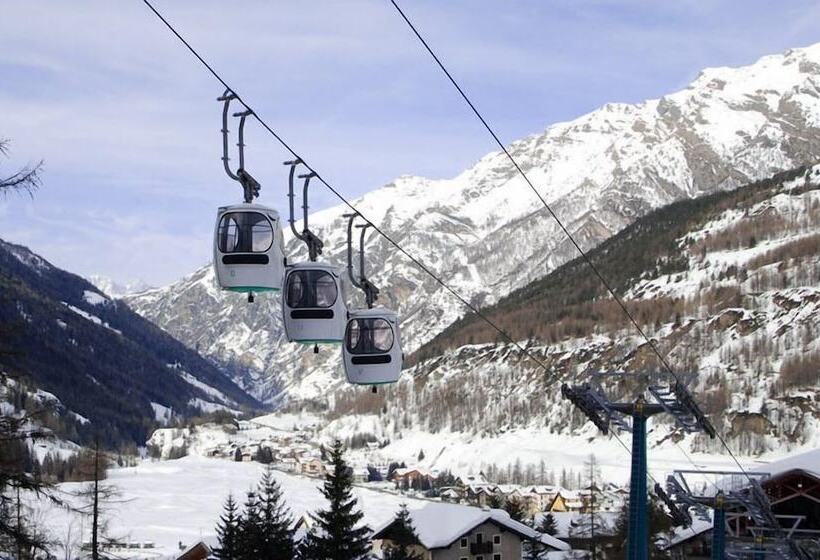 فندق Residence Château Royal   Self Catering