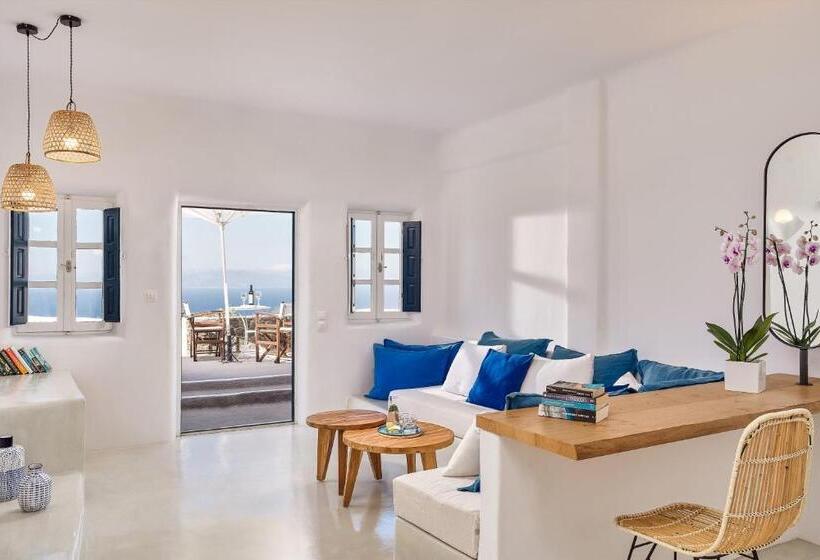 هتل Finikia Memories