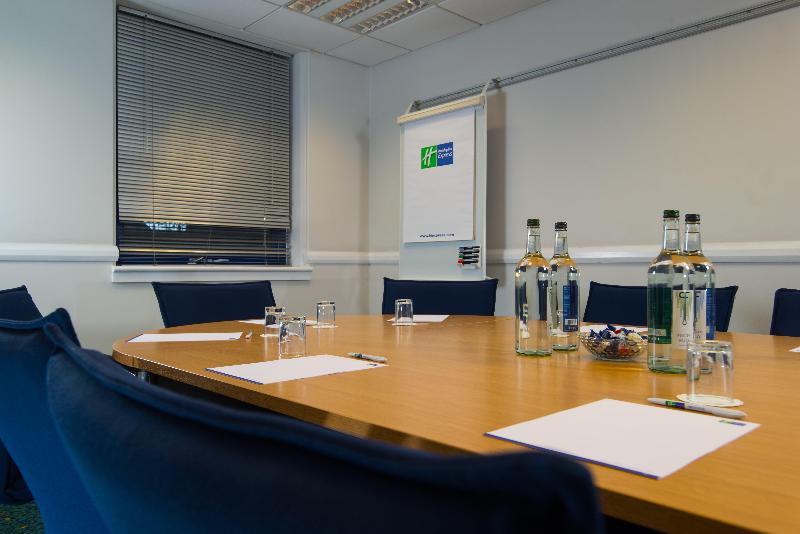 ホテル Holiday Inn Express Droitwich Spa, An Ihg