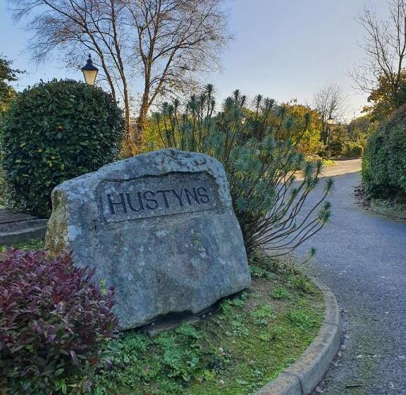 ホテル Hustyns Resort Cornwall