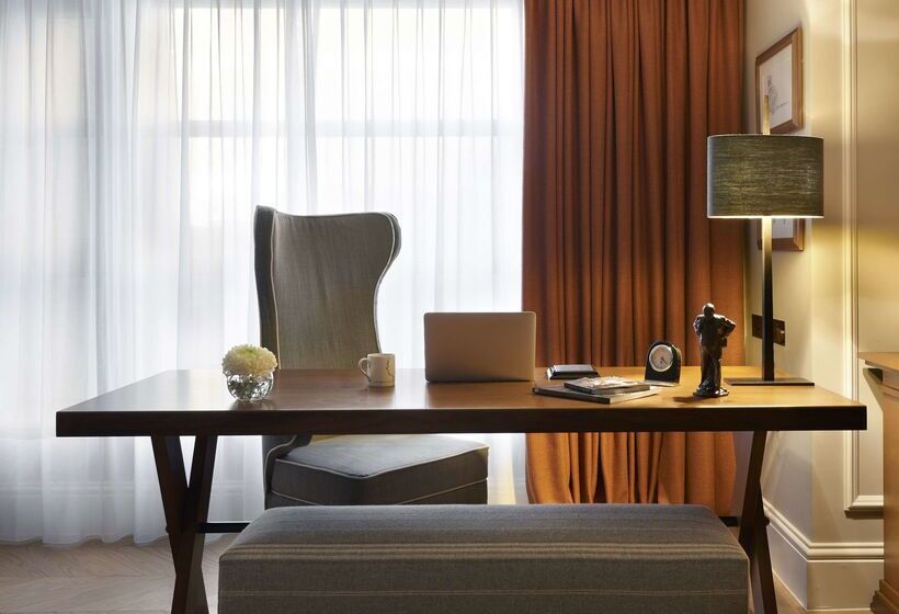 هتل Hyatt Regency London The Churchill