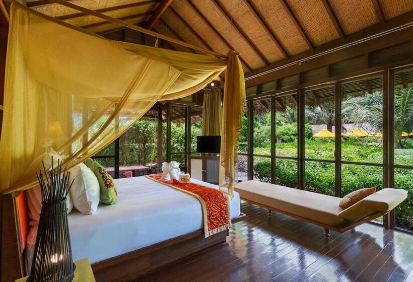 فندق Zeavola Resort