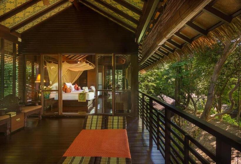 فندق Zeavola Resort