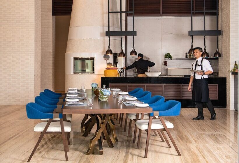 فندق Al Jaddaf Rotana Suite