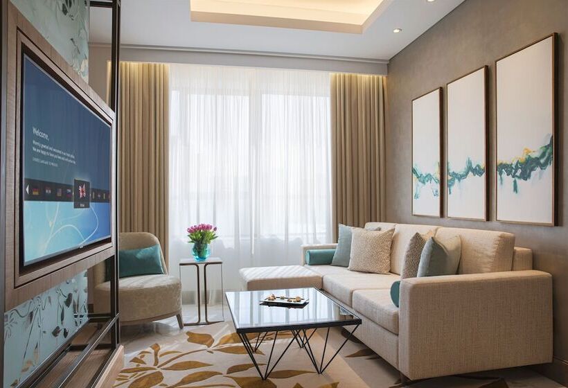 فندق Al Jaddaf Rotana Suite