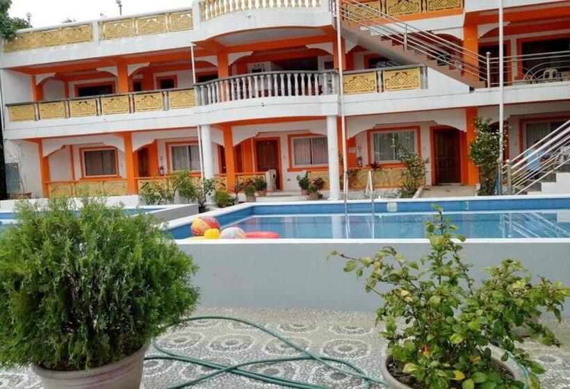 Отель Palm Grove Saud Holiday Complex