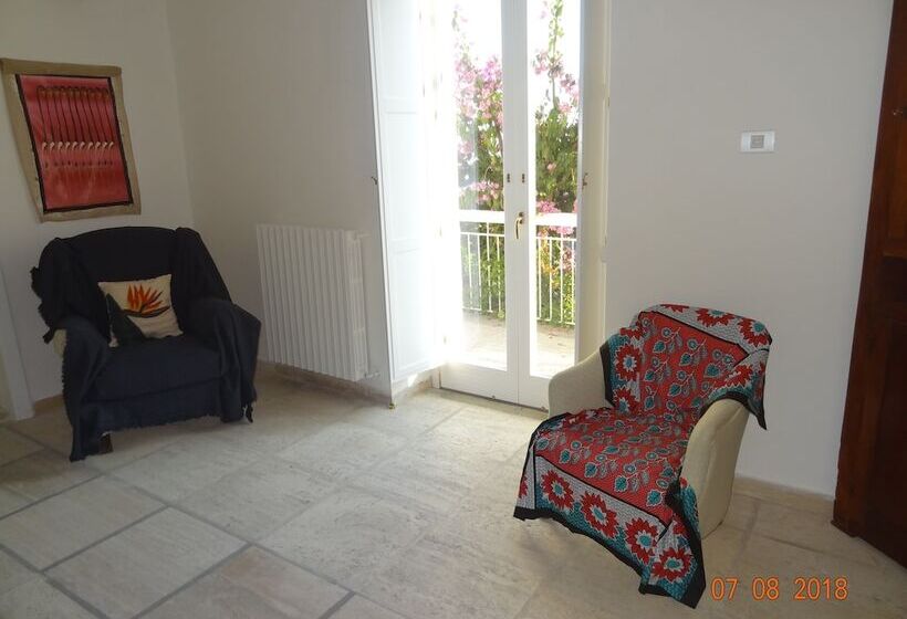تختخواب و صبحانه Casa Niná
