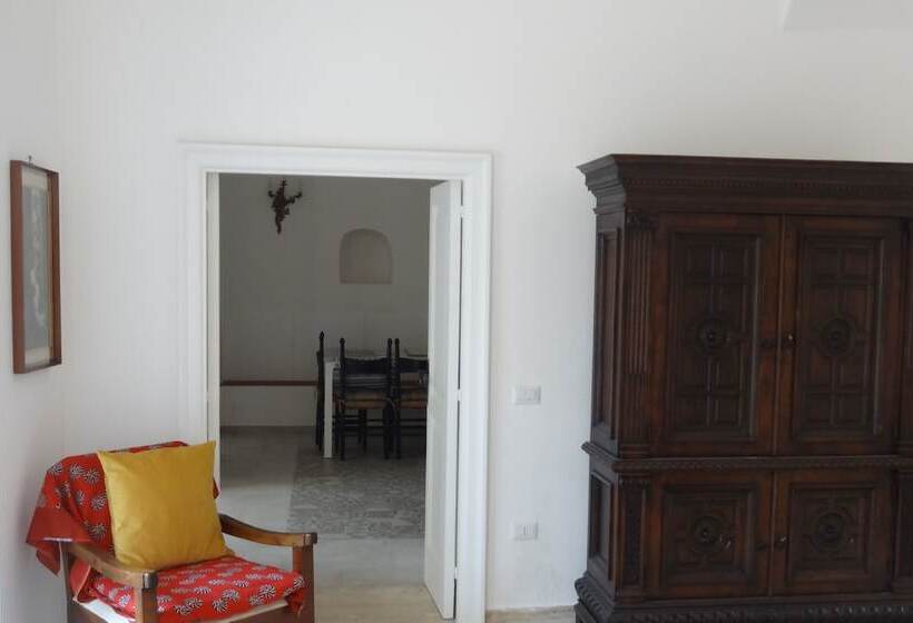 تختخواب و صبحانه Casa Niná
