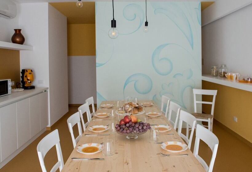 ベッドアンドブレックファースト Oikos Selinunte Guest House