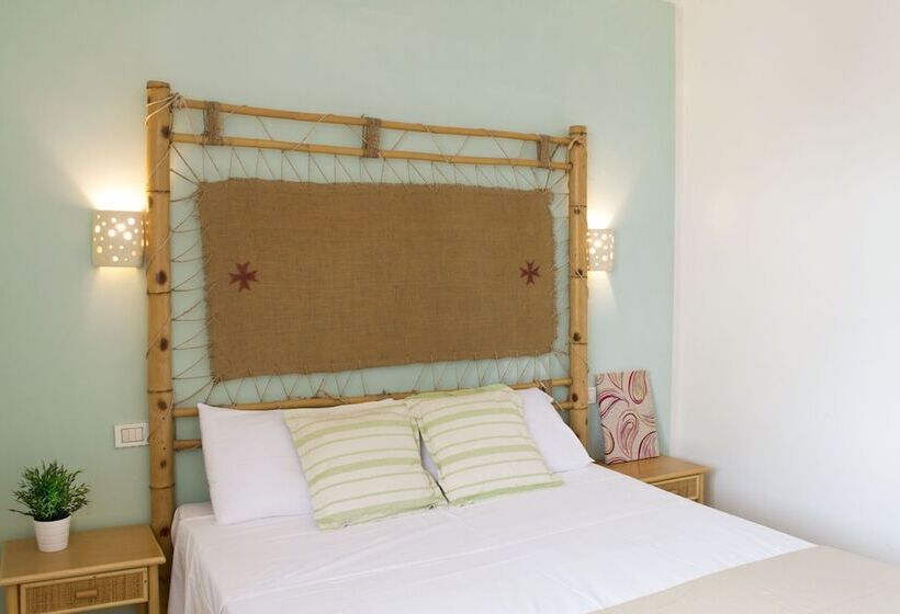 مسافرخانه Residence Borgo Latino