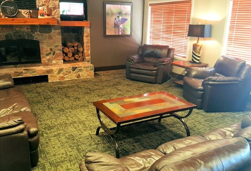 ホテル Heartland Inn & Suites, Surestay Collection By Best Western