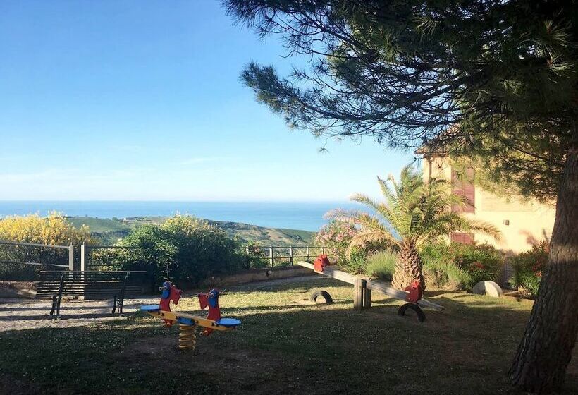 فندق ريفى Agriturismo Le Macine