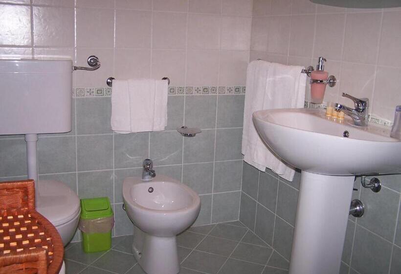 Mariposa Bed And Breakfast