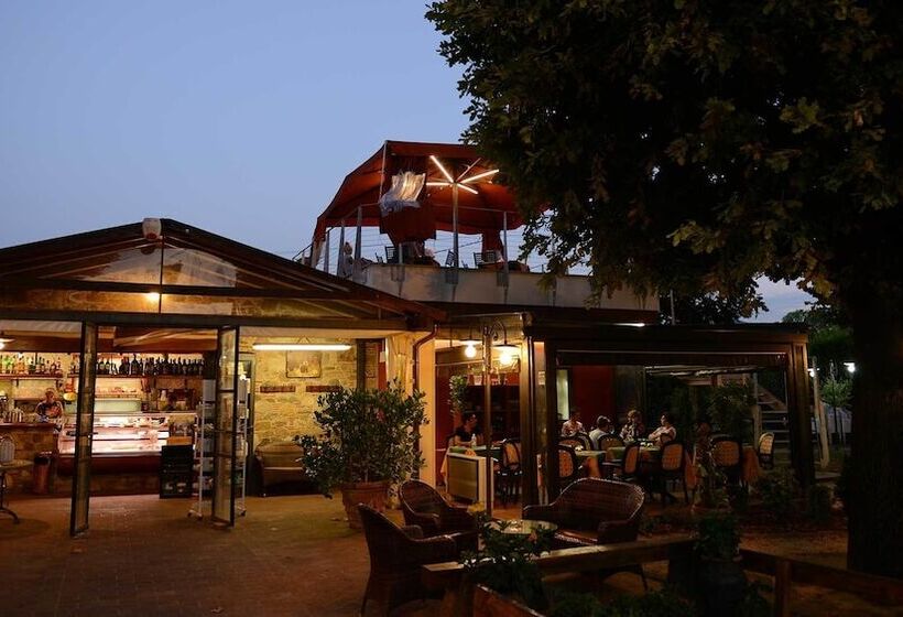 تختخواب و صبحانه La Locanda Francigena