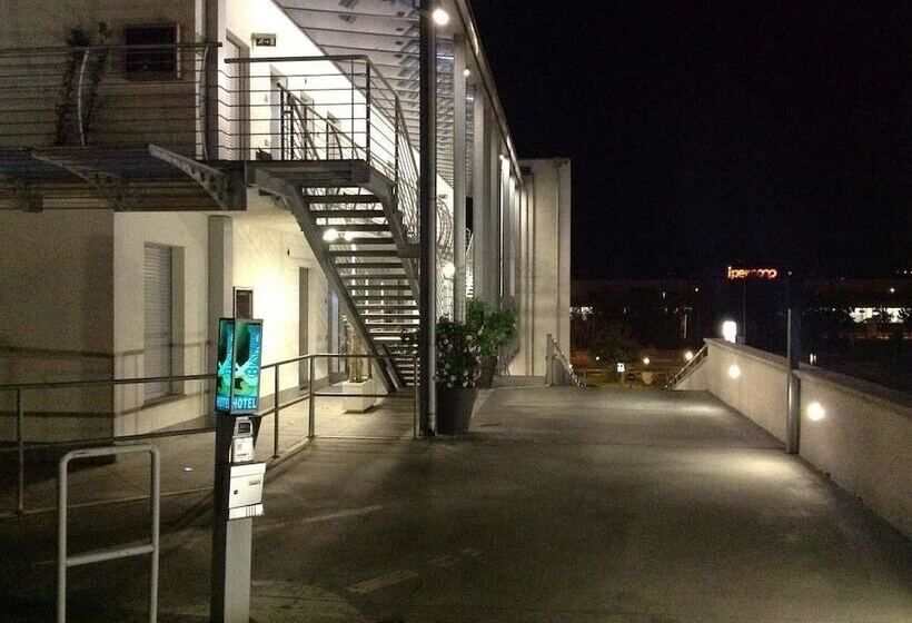 여관 Bed & Business