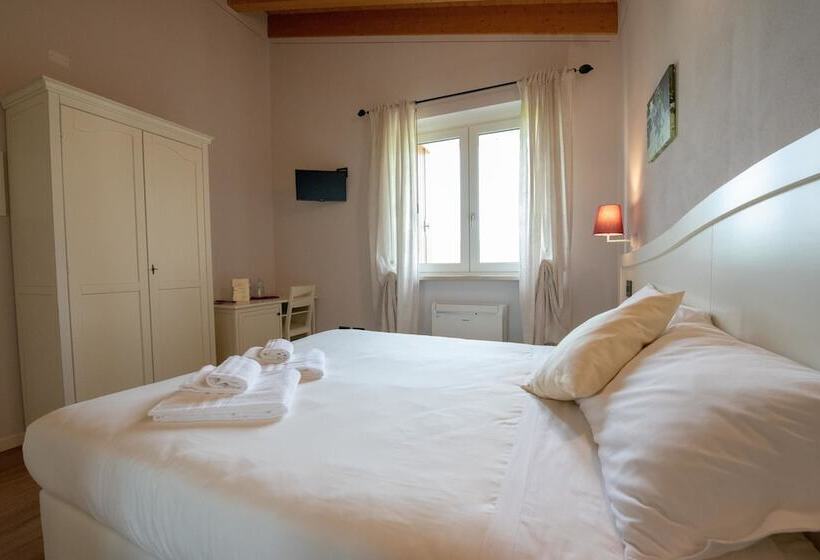 فندق ريفى Le Bignele   Alloggio Agrituristico