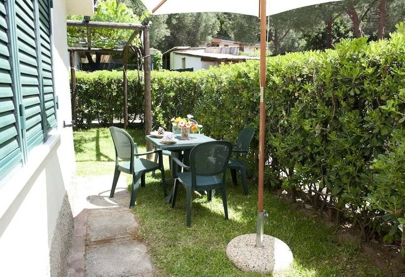 هتل Villaggio Residence Torre Saracena   Campsite