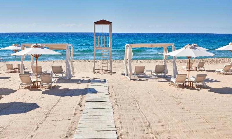Отель Baia Di Chia Resort Sardinia, Curio Collection By Hilton