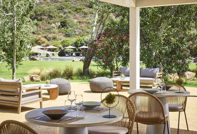 Отель Baia Di Chia Resort Sardinia, Curio Collection By Hilton