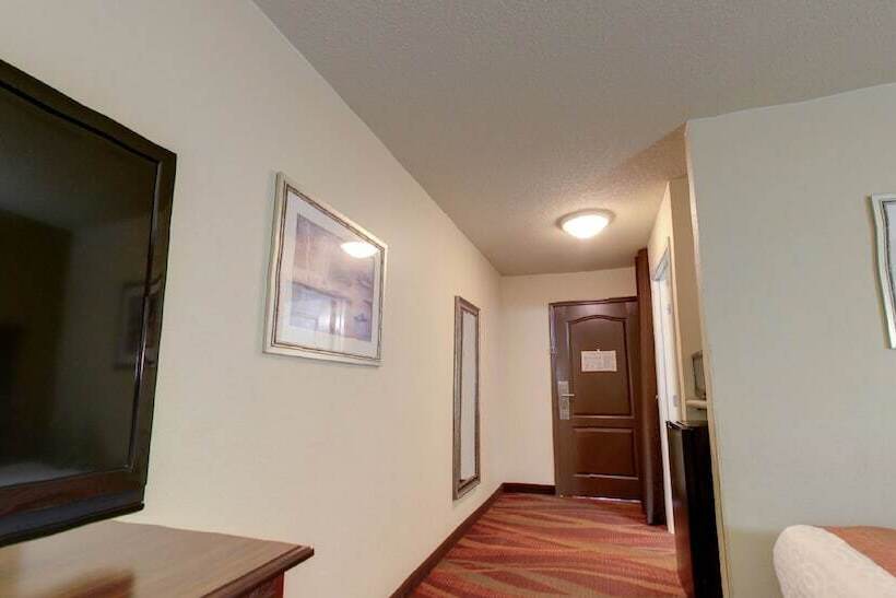 בית מלון כפרי Best Western Fort Wayne Inn & Suites North