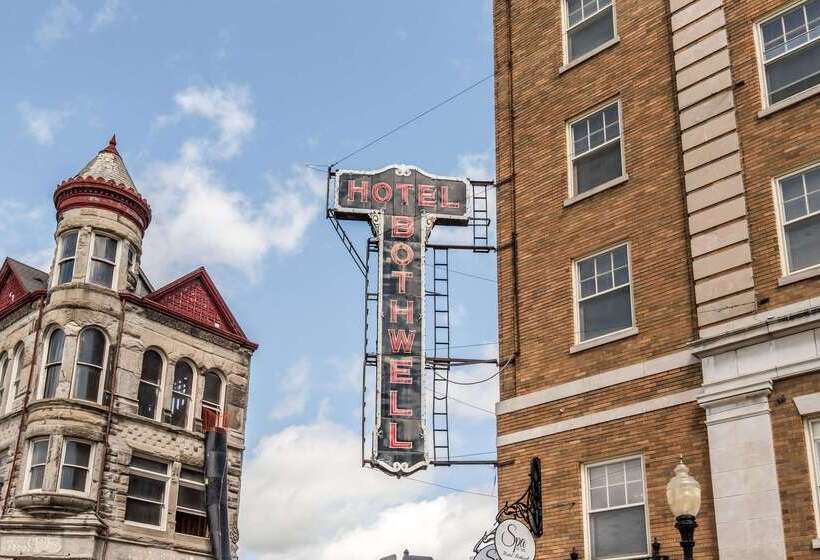Bothwell Sedalia Central District, Ascend Hotel Collection