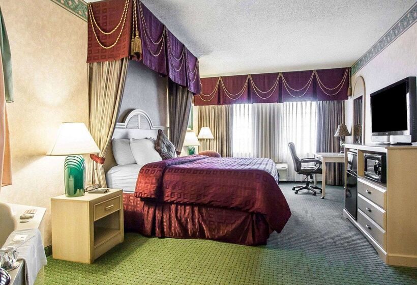 فندق Clarion Inn Branson