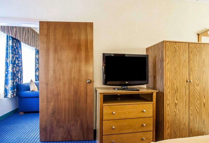 فندق Clarion Inn Branson