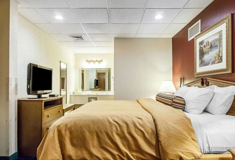 فندق Clarion Inn Branson