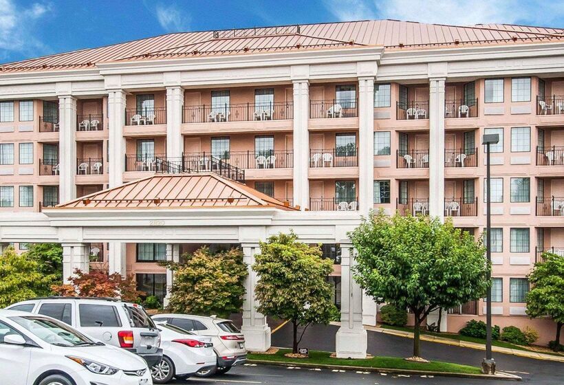 فندق Clarion Inn Branson