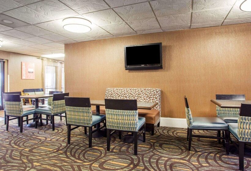 ホテル Comfort Inn & Suites At Stone Mountain