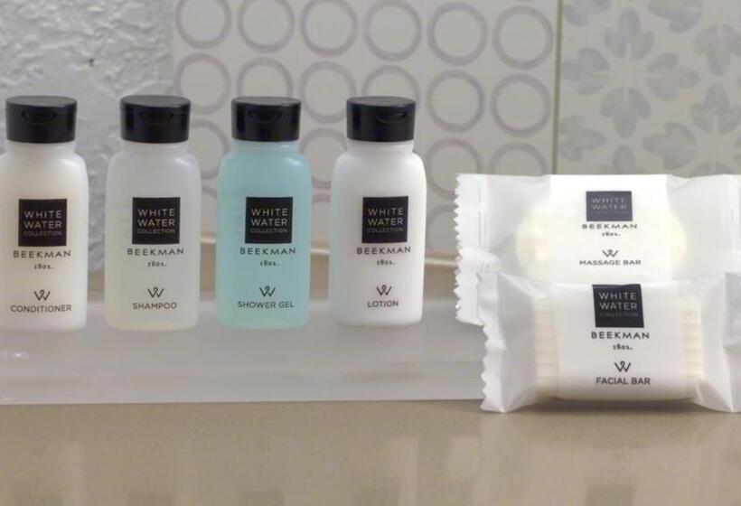 فندق Country Inn & Suites By Radisson, Big Rapids, Mi