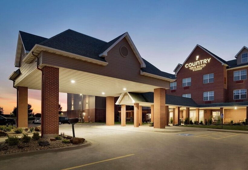 בית מלון כפרי Country Inn & Suites By Radisson, Coralville, Ia