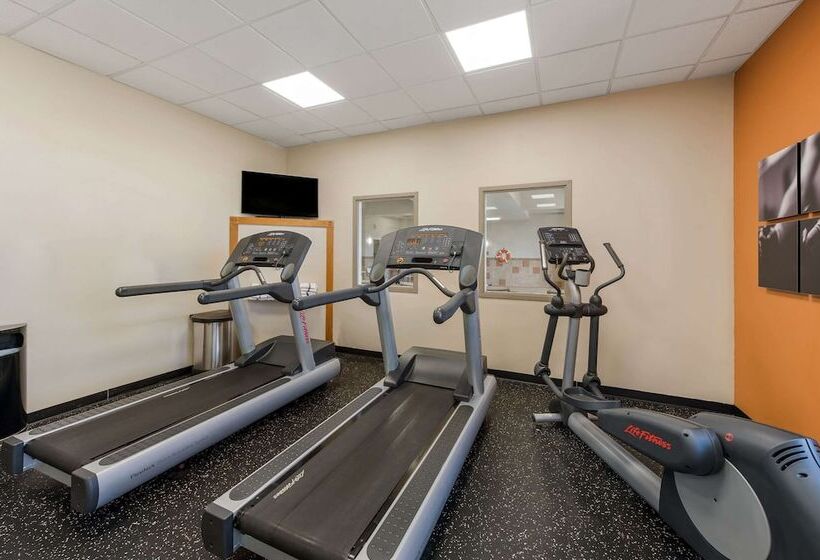 호텔 Country Inn & Suites By Radisson, Findlay, Oh
