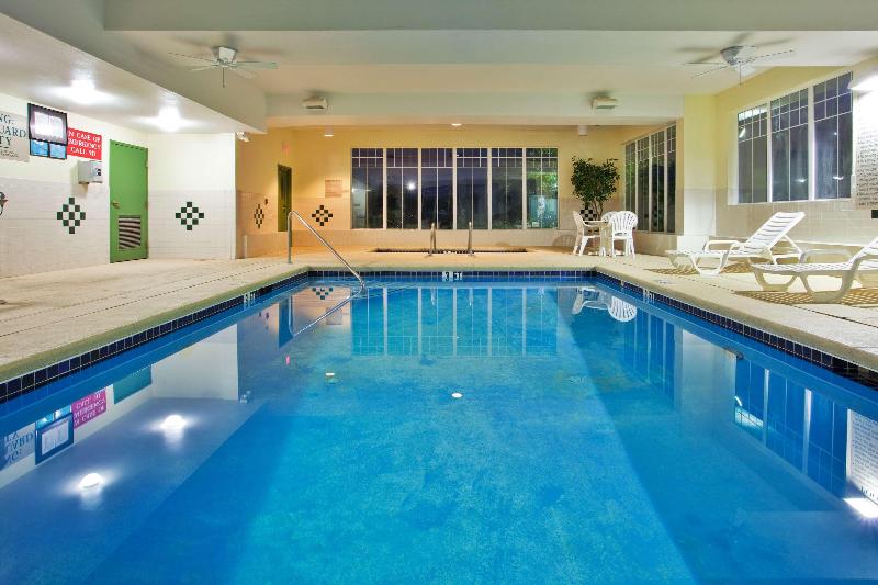 فندق Country Inn & Suites By Radisson, Hiram, Ga