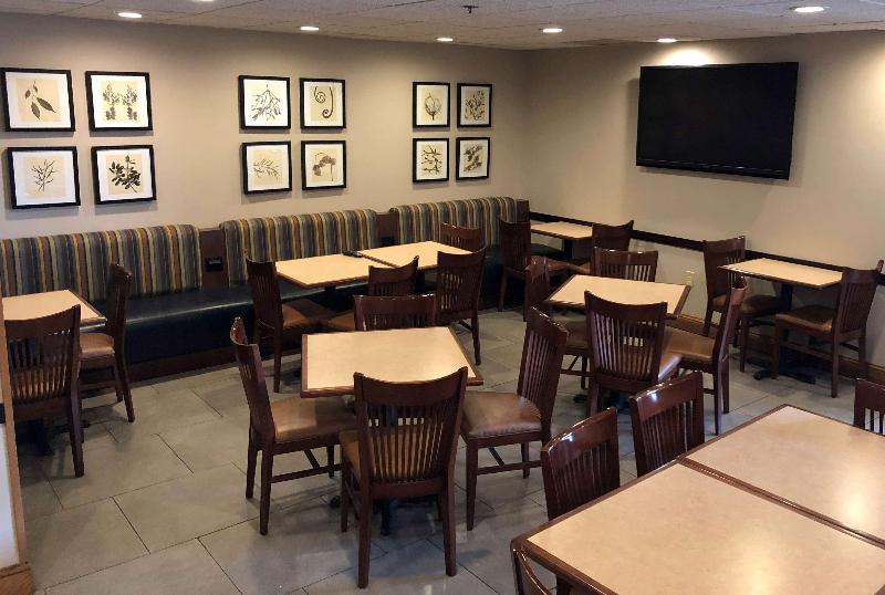 هتل Country Inn & Suites By Radisson, Rapid City, Sd
