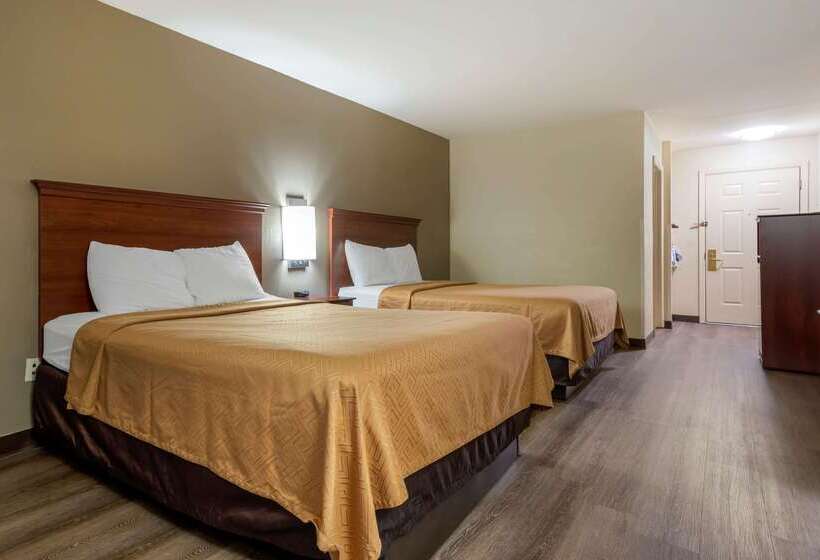 בית מלון כפרי Econo Lodge Inn & Suites