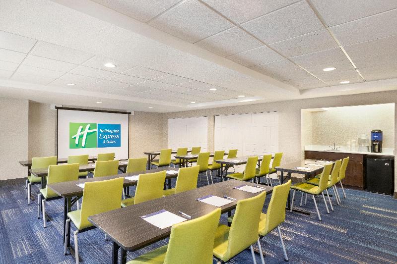 فندق Holiday Inn Express & Suites Sarasota East, An Ihg