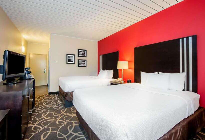 בית מלון כפרי La Quinta Inn & Suites By Wyndham Elkview  Charleston Ne