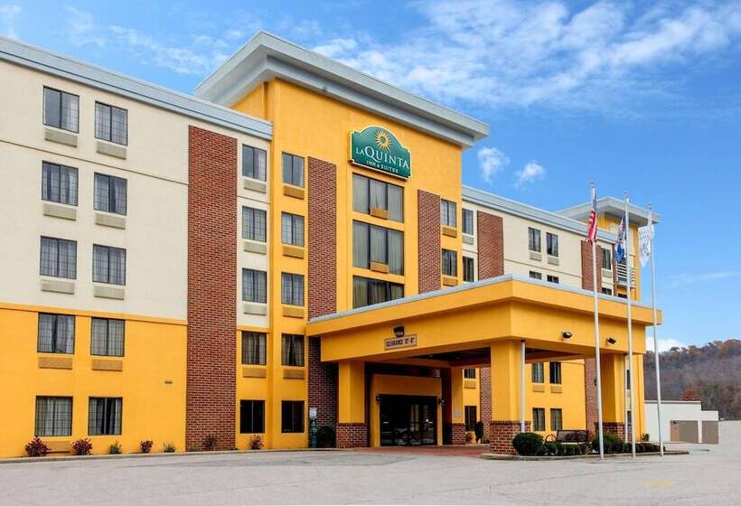 בית מלון כפרי La Quinta Inn & Suites By Wyndham Elkview  Charleston Ne