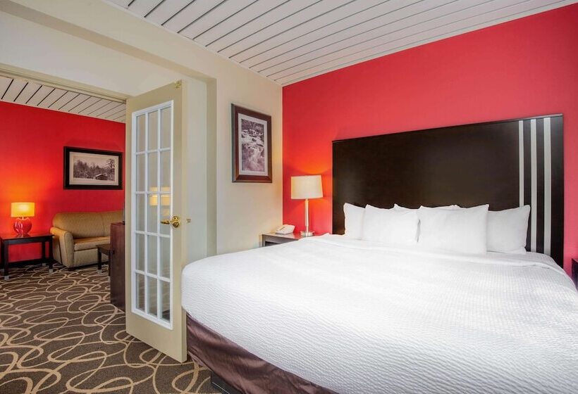 בית מלון כפרי La Quinta Inn & Suites By Wyndham Elkview Charleston Ne