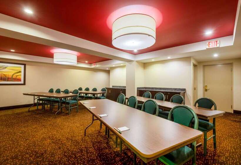 ホテル La Quinta Inn & Suites   New River Gorge National Park