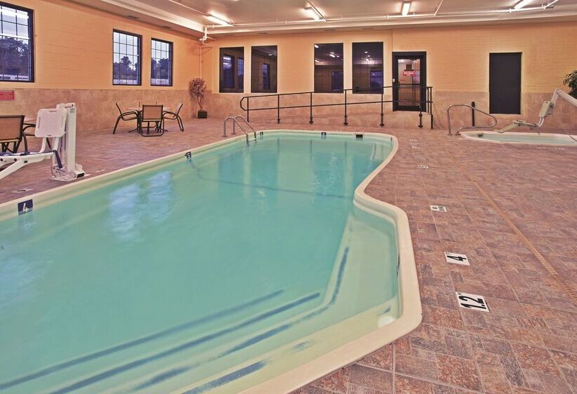 ホテル La Quinta Inn & Suites   New River Gorge National Park