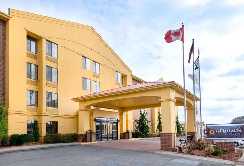 ホテル La Quinta Inn & Suites   New River Gorge National Park