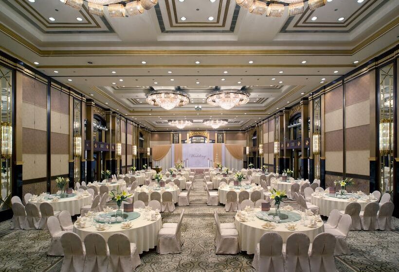 Отель New World Shunde